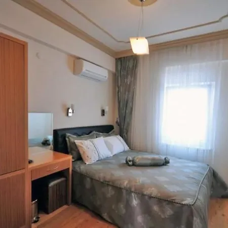 Hera (adults Only) 4*