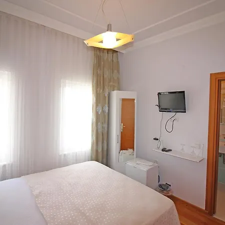 Hotel Hera (adults Only) 4*