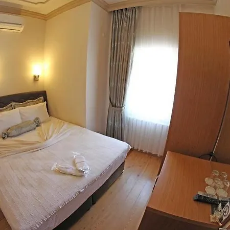 Hera (adults Only) 4*